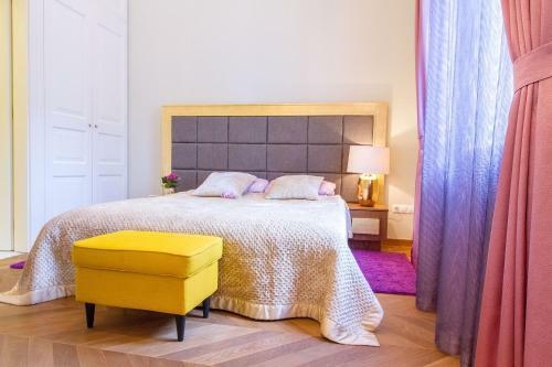 Apartamento Count Zrinyi Luxourious Residence