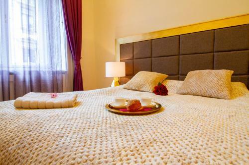 Apartamento Count Zrinyi Luxourious Residence