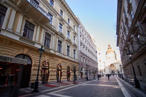 Apartamento Count Zrinyi Luxourious Residence
