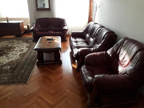 Hostal Piac Utcai Apartman 2