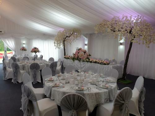 Hotel Calderfields Golf & Country Club