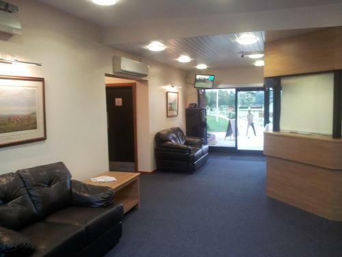Hotel Calderfields Golf & Country Club