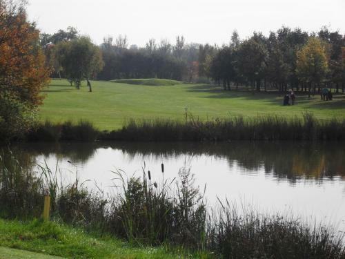 Hotel Calderfields Golf & Country Club
