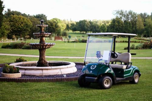 Hotel Calderfields Golf & Country Club