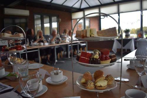 Hotel Calderfields Golf & Country Club