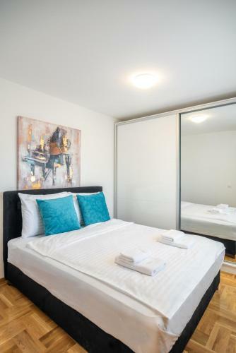 Apartments Anastasija I Stefan By Central