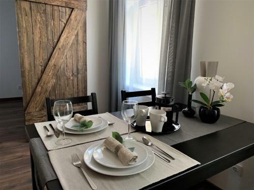 Cozy Seaside Park Apartment