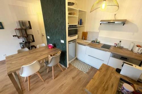 Apartment Near The Beach -5 Min Walk