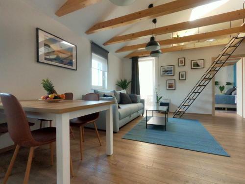 Gavan Apartment