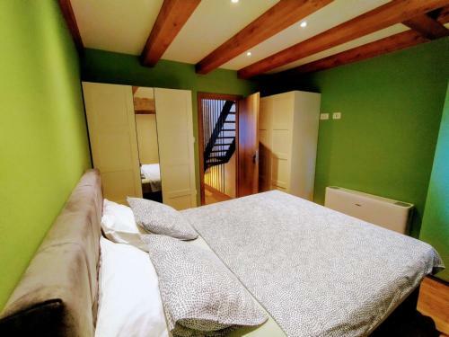 Luxury Apartment - Old Soul With A New Heart