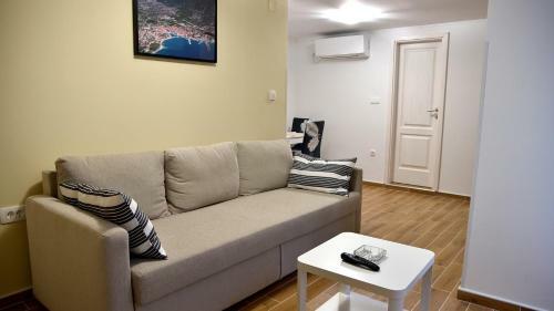 Hostal Modern Studio In Old Town