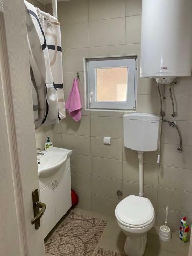 Apartmani Tri A