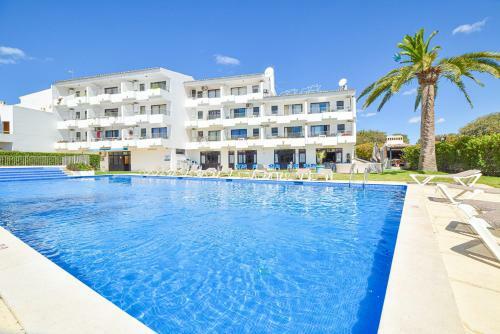 Apartamento Est�dio Com Piscina A 3 Minutos Das Praias