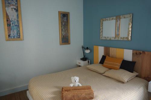 Apartamento 72m� Avec Terrasse Dans Demeure Angevine de 2 �tages