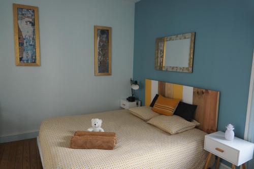 Apartamento 72m� Avec Terrasse Dans Demeure Angevine de 2 �tages