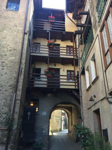 La Rondine Sul Lago D'orta