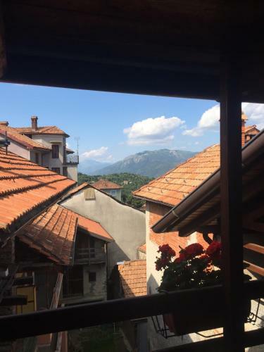 La Rondine Sul Lago D'orta