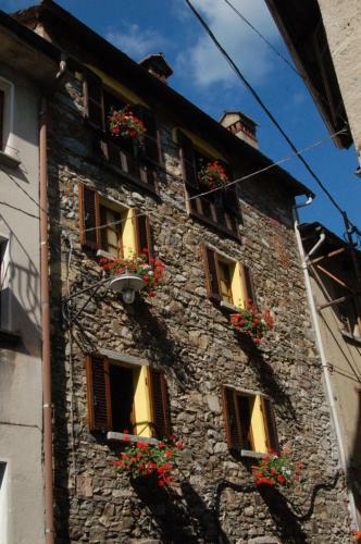 La Rondine Sul Lago D'orta
