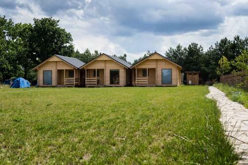 Lodge Domki Drewniane Przysta? Kajaczek