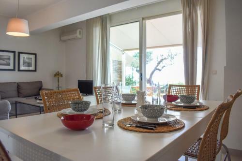 Apartamento Avia Holiday Home 2