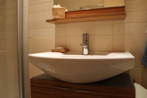 Apartamento Avia Holiday Home 2