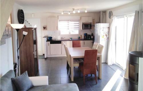 Amazing Home In Angles With Wifi And 3 Bedrooms