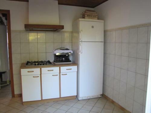 Maison Angles , 4 Pi�ces, 6 Personnes - Fr-1-357-273