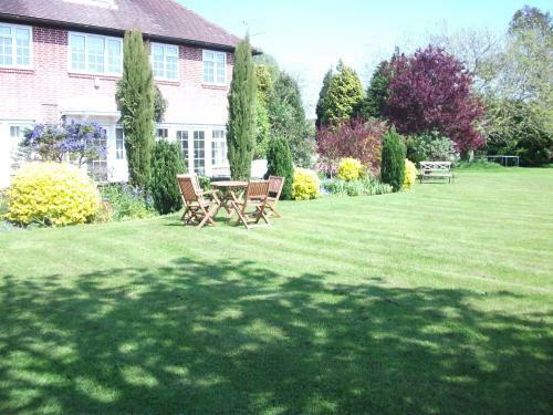 Bed & Breakfast Glebe House