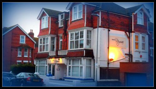 Hostal Eastbourne Reymar