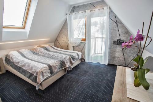 Hostal Tojemoje