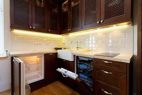 Royal Jono St. Apartment