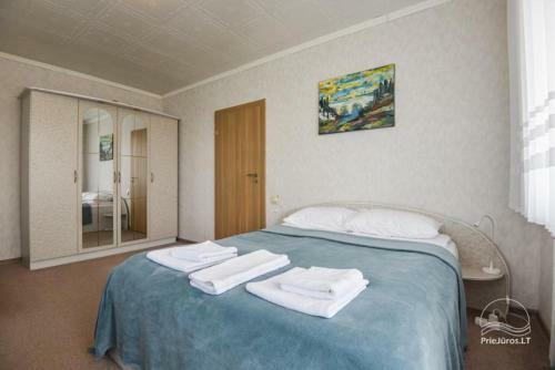 Hostal Forest