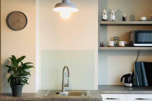 Bangu Apartment With Terrace In Old Town