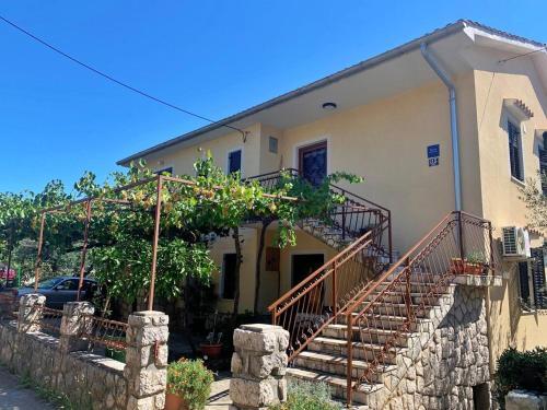 Apartments With A Parking Space Cizici, Krk - 19214