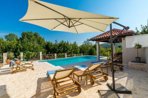Villa Doli - Lovely Holiday Home With Private Pool