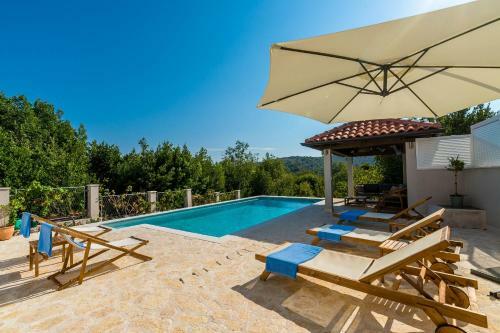 Villa Doli - Lovely Holiday Home With Private Pool