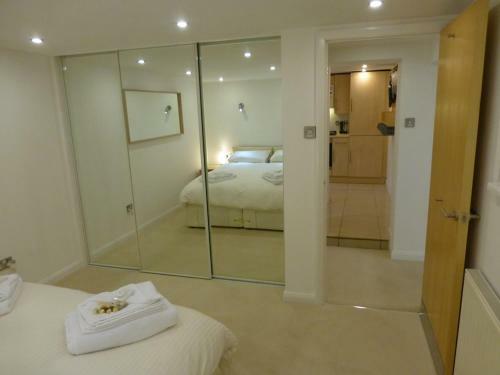 Earle House Serviced Apartments