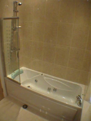 Earle House Serviced Apartments