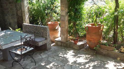 Sea-side Old Stone Villa With A Private Garden
