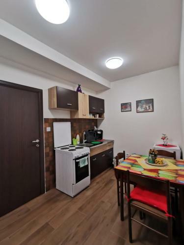 Ana Apartments