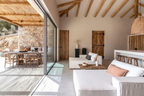 Pera Perou Unspoiled Luxury Villas