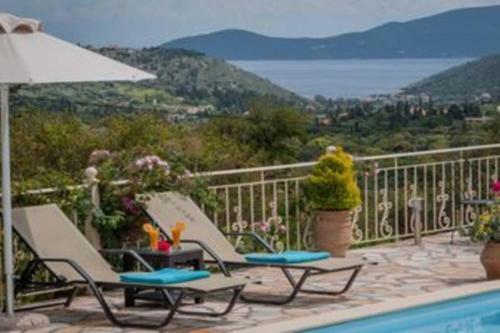 Private Villa Close To Famous Myrtos Beach With Private Boat!