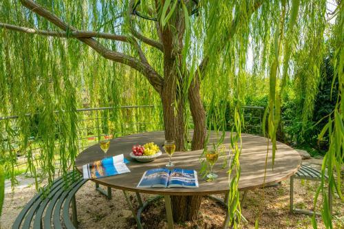 Private Villa Close To Famous Myrtos Beach With Private Boat!