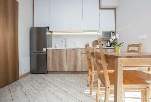 Urban Jungle - Sara Apartment