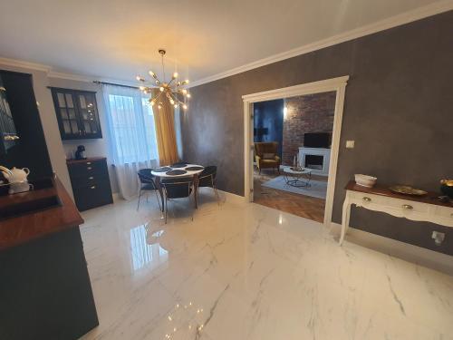 Royal Blue Apartament, Lipowa 16