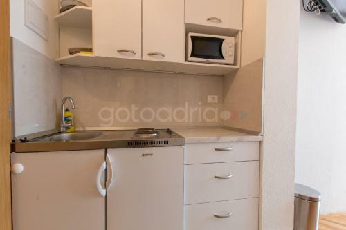 Apartamento Beachview Apt Dragienne With Free Parking