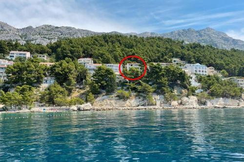 Apartments By The Sea Brela, Makarska - 19205