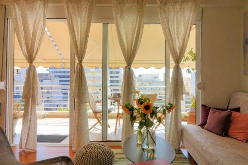 Apartamento Skyview Penthouse / Central Athens