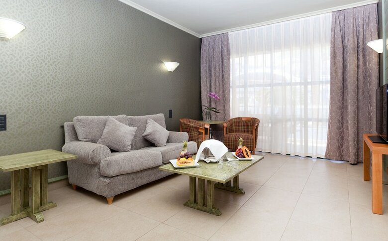 Hotel Col�n Guanahan� Adults Only