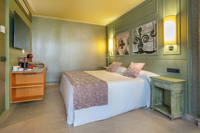 Hotel Col�n Guanahan� Adults Only
